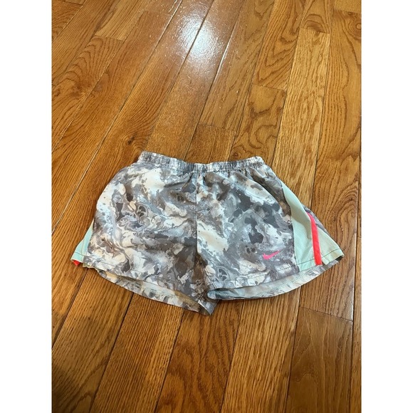 Girls Nike tempo lined shorts 
color pink & white & gray 
Youth sz 6X - Picture 1 of 7